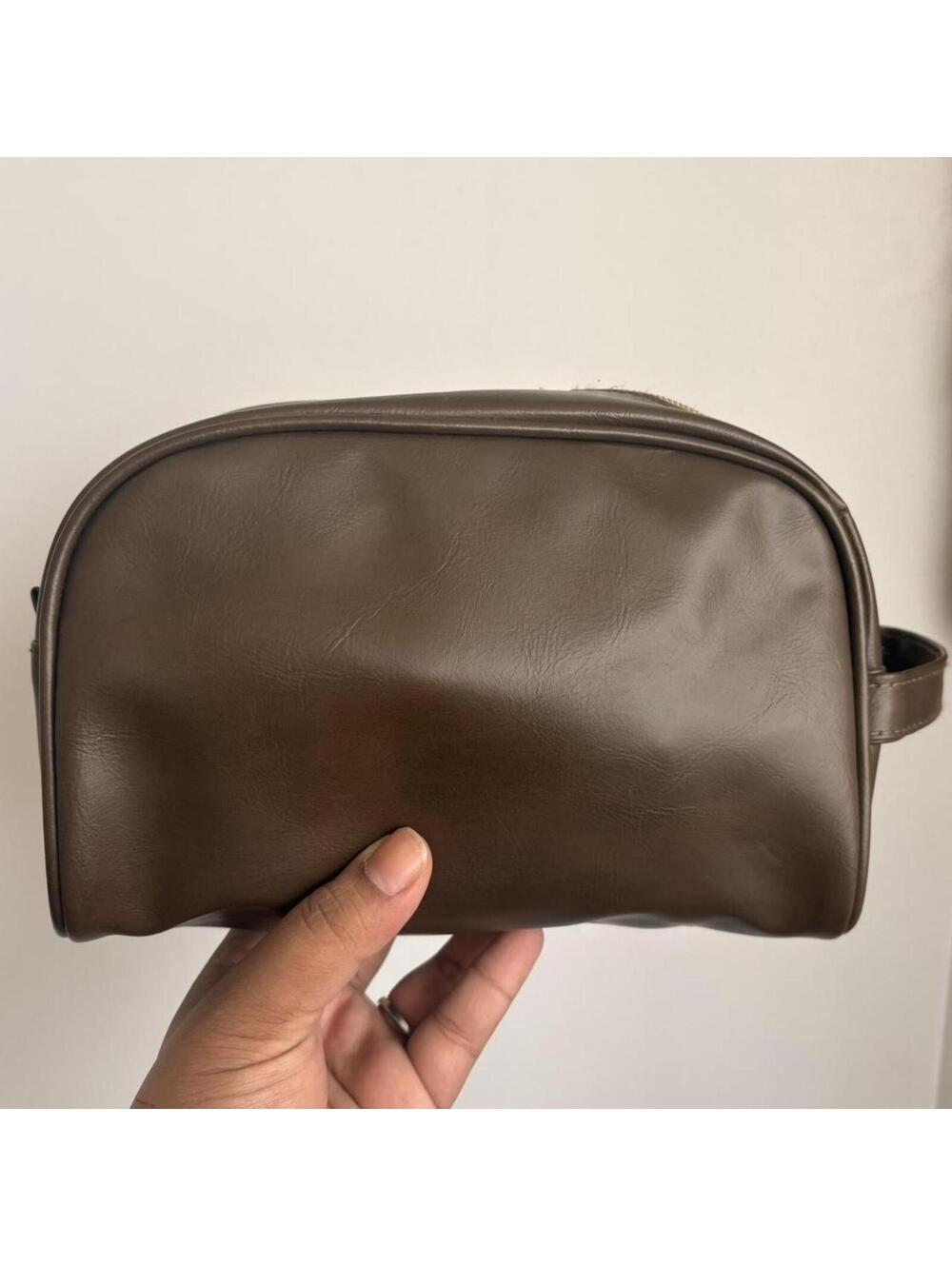 BROWN LEATHER TRAVEL POUCH